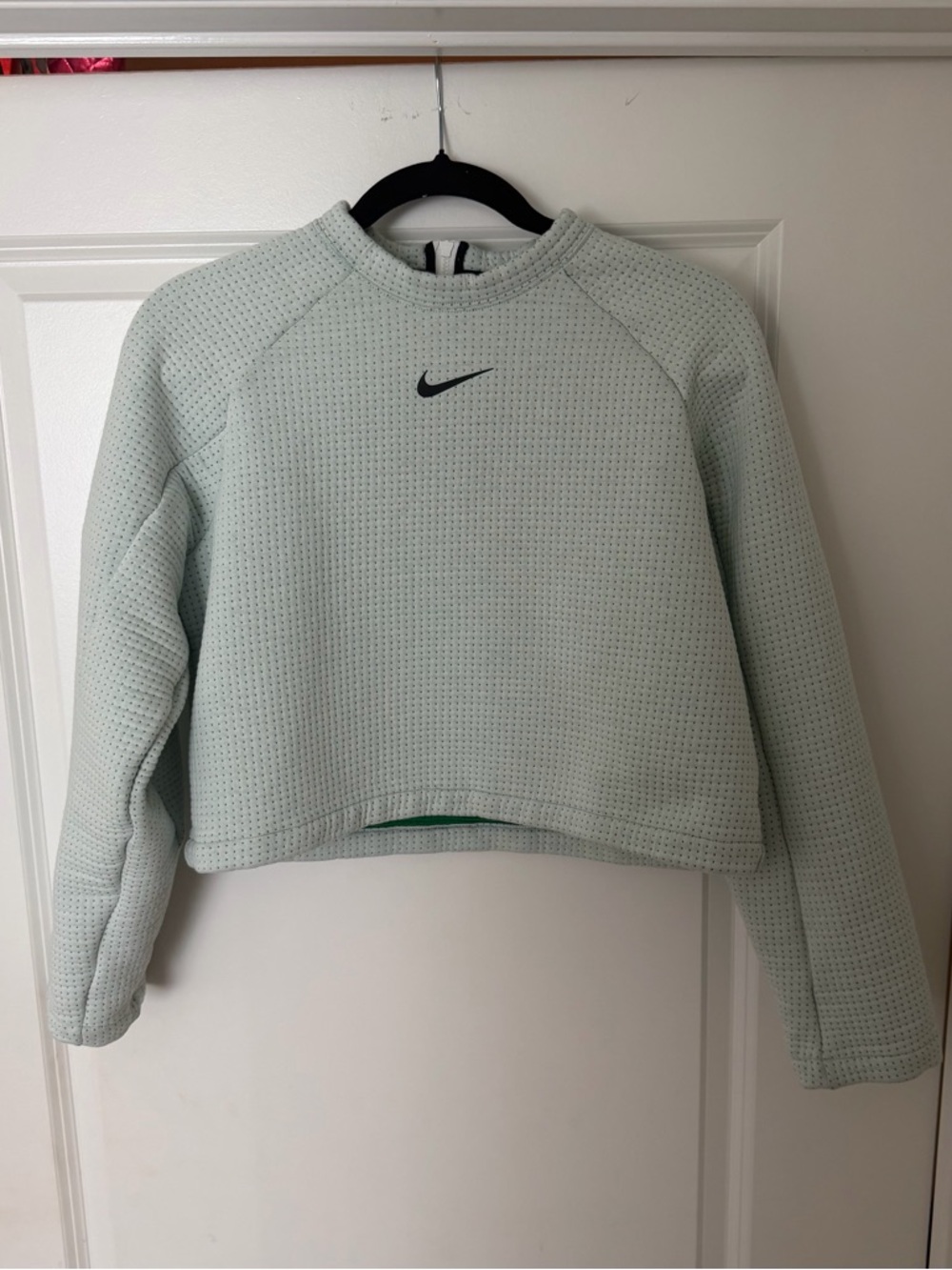 Nike Women's Mint Green Cropped Crewneck Sweatshirt